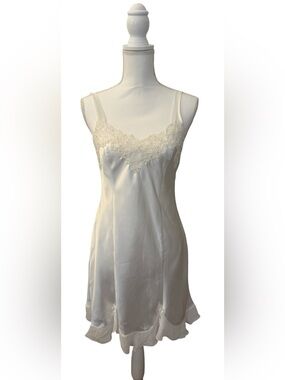 Vintage Linea Donatella Ivory Floral with Bows Chemise Slip Dress